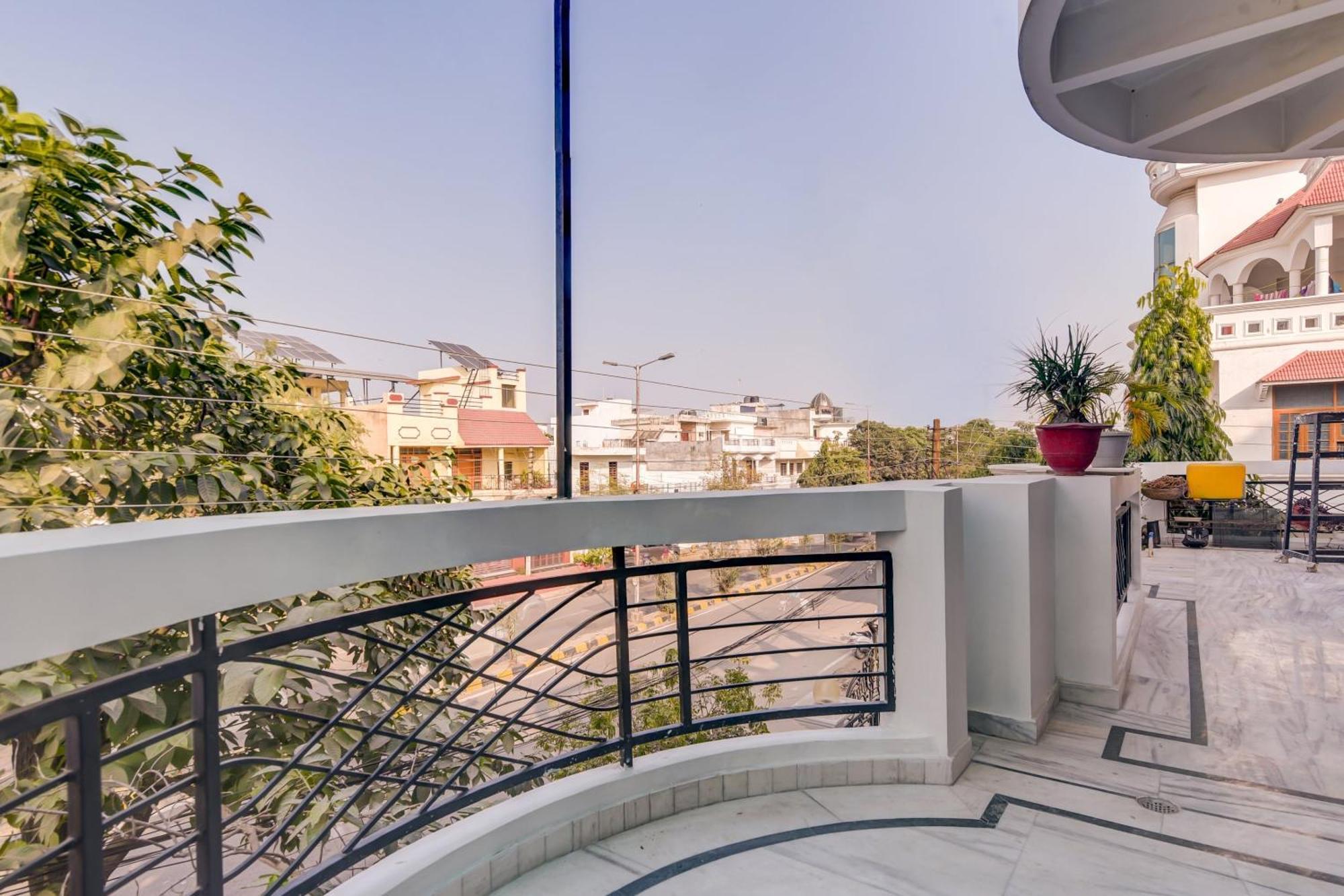 Hotel O Vimal Vatika Lucknow Zewnętrze zdjęcie